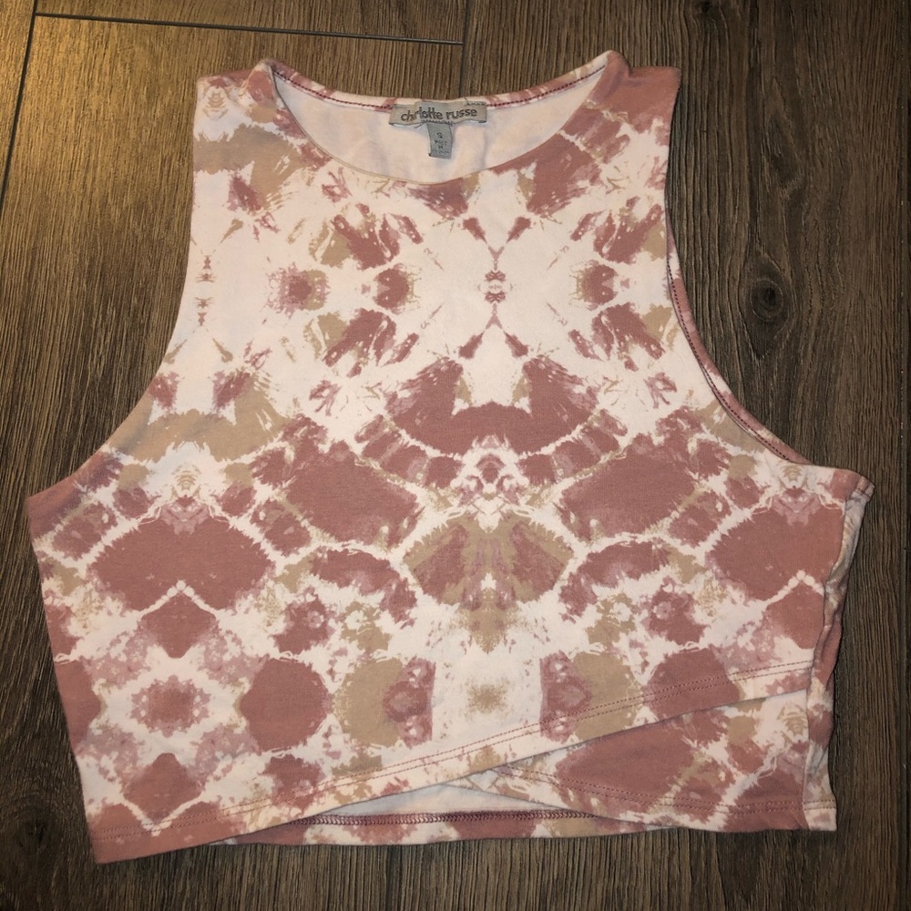 ⭐️3 x $20 bundles⭐️crop top style shirt